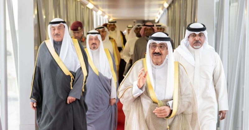 سمو الأمير يتوجه إلى مملكة البحرين لترؤس وفد دولة الكويت في القمة الخليجية