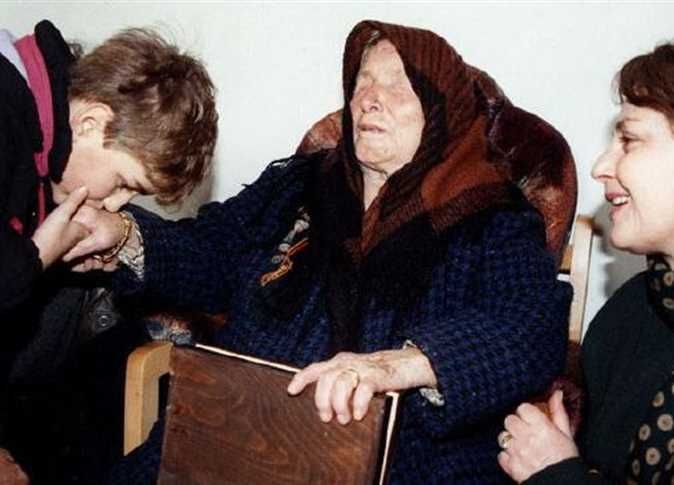 توقعات العرافة العمياء 2025 تثير الجدل .. تنبؤات قرعة كأس العالم 2026 وظهور نور جديد بالسماء