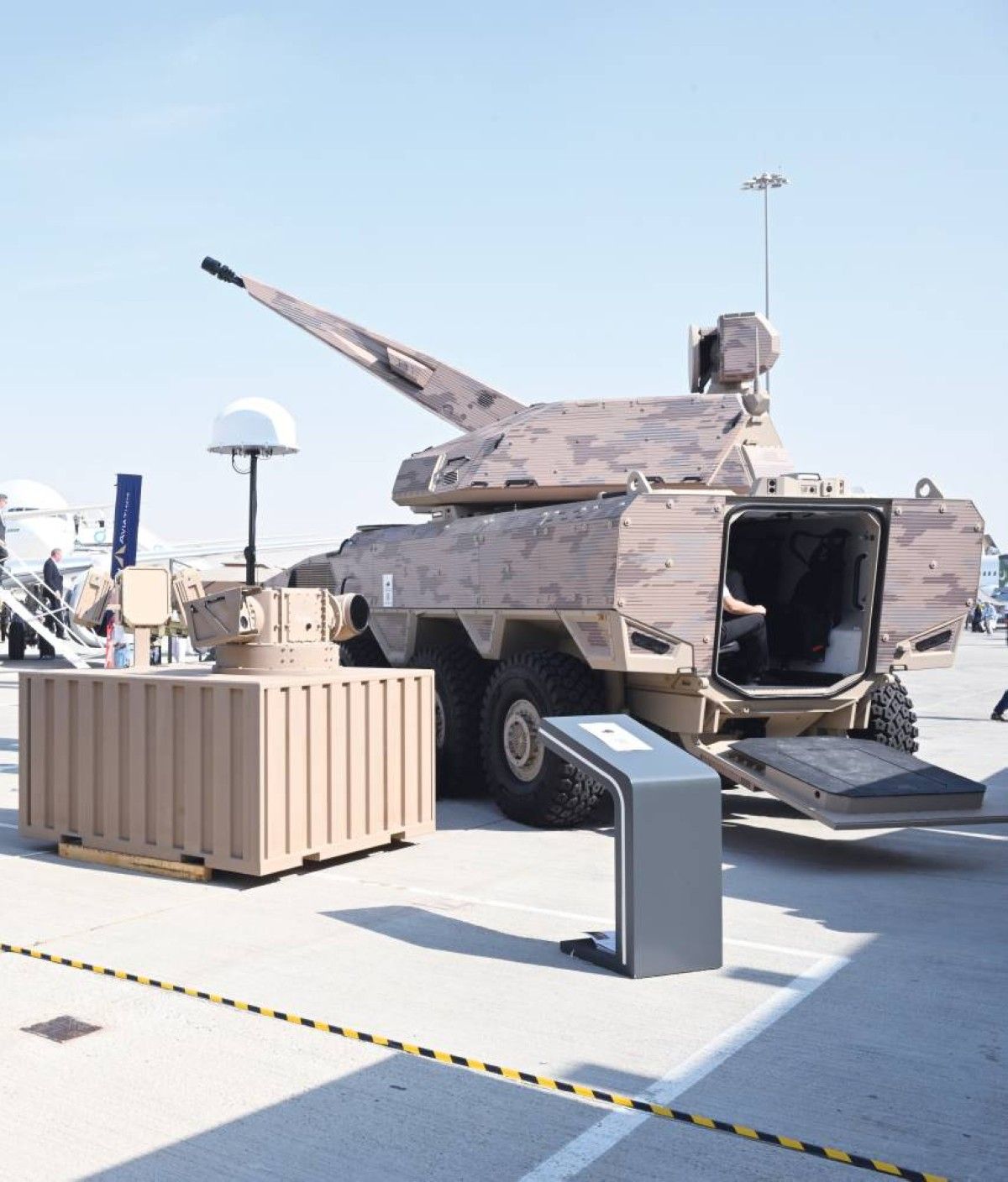 الكشف عن أول منظومة إماراتية متكاملة متعددة الطبقات لمواجهة الطائرات المسيّرة