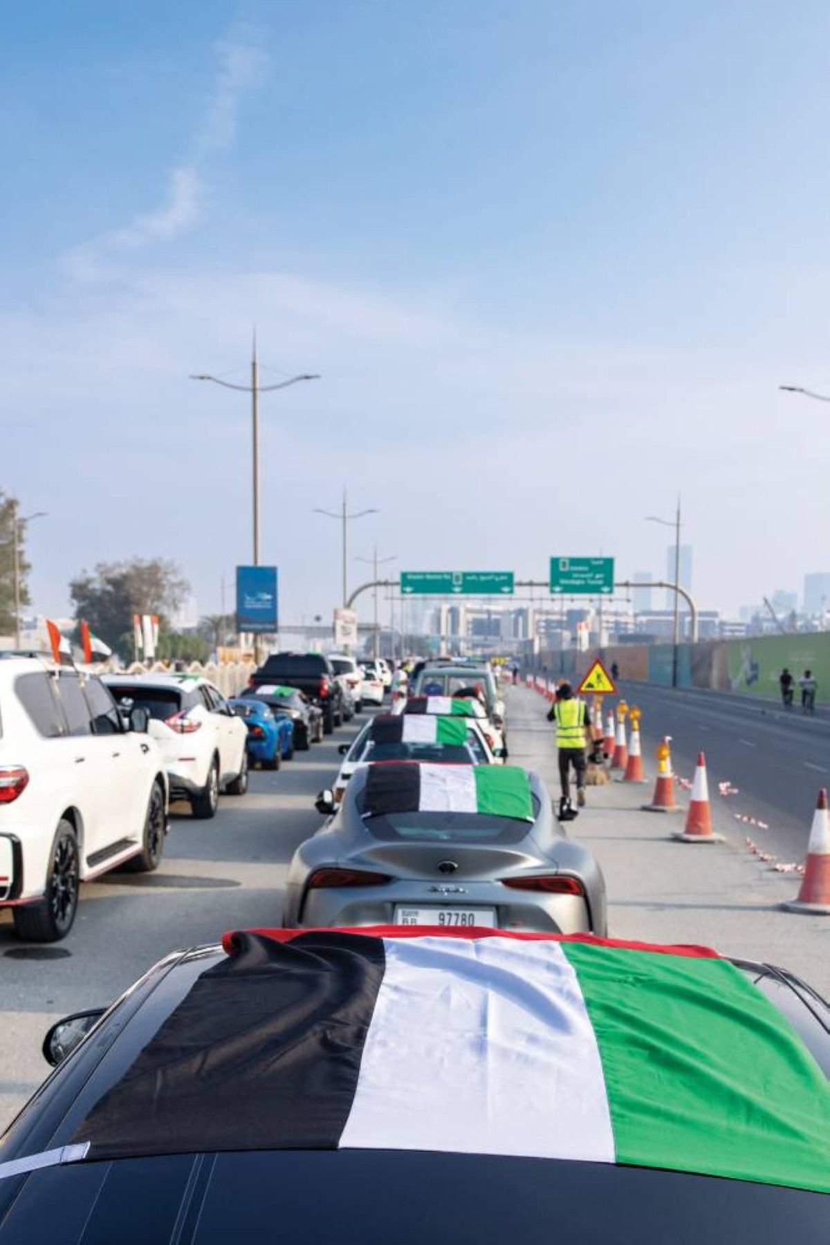 «مسيرة الاتحاد» تصنع مشهداً تاريخياً في دبي