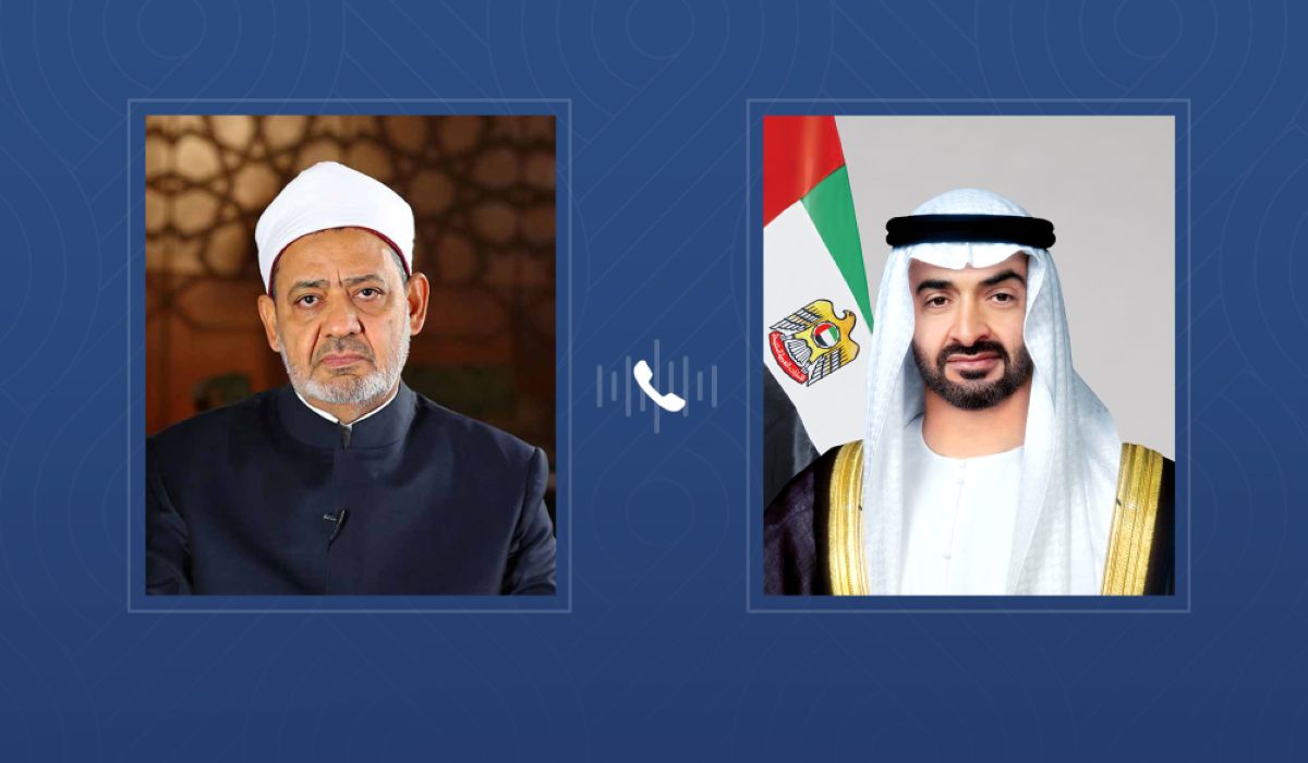 رئيس الدولة يتلقى اتصالاً هاتفياً من شيخ الأزهر الشريف هنأه خلاله بعيد الاتحاد الـ 54