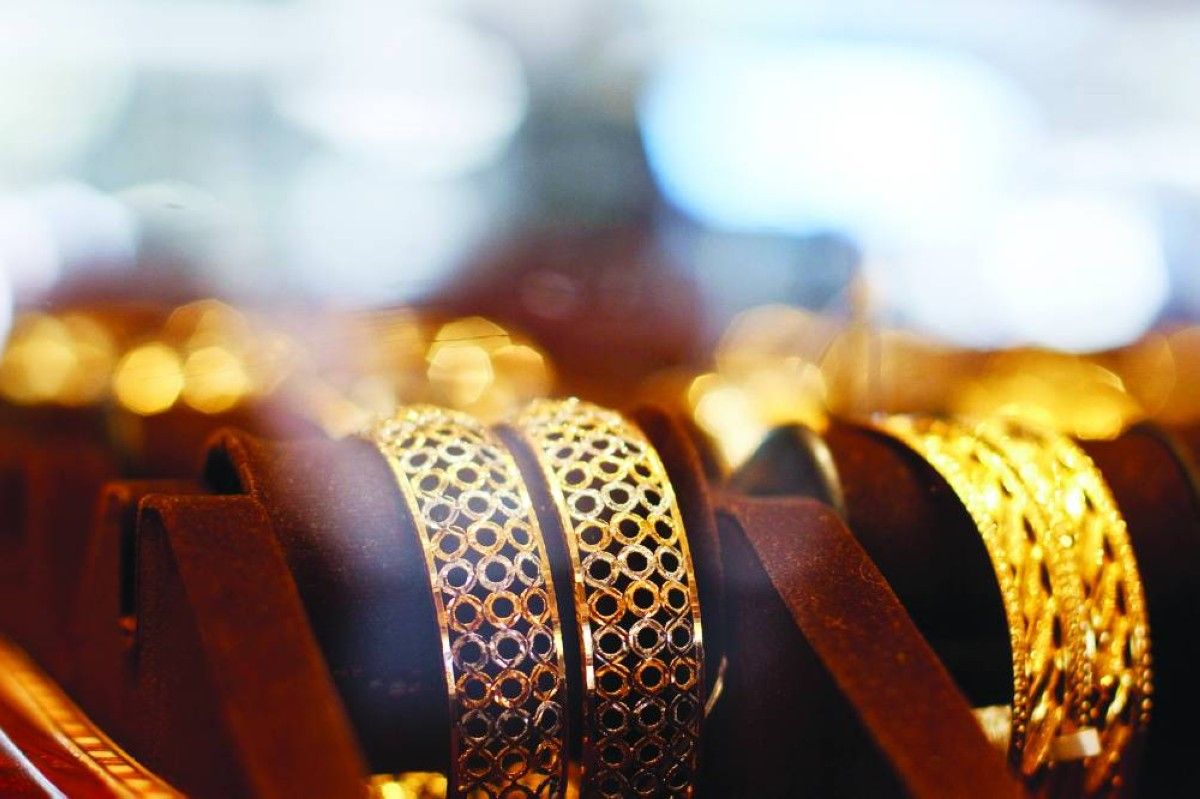 رهانات خفض الفائدة تصعد بأسعار الذهب