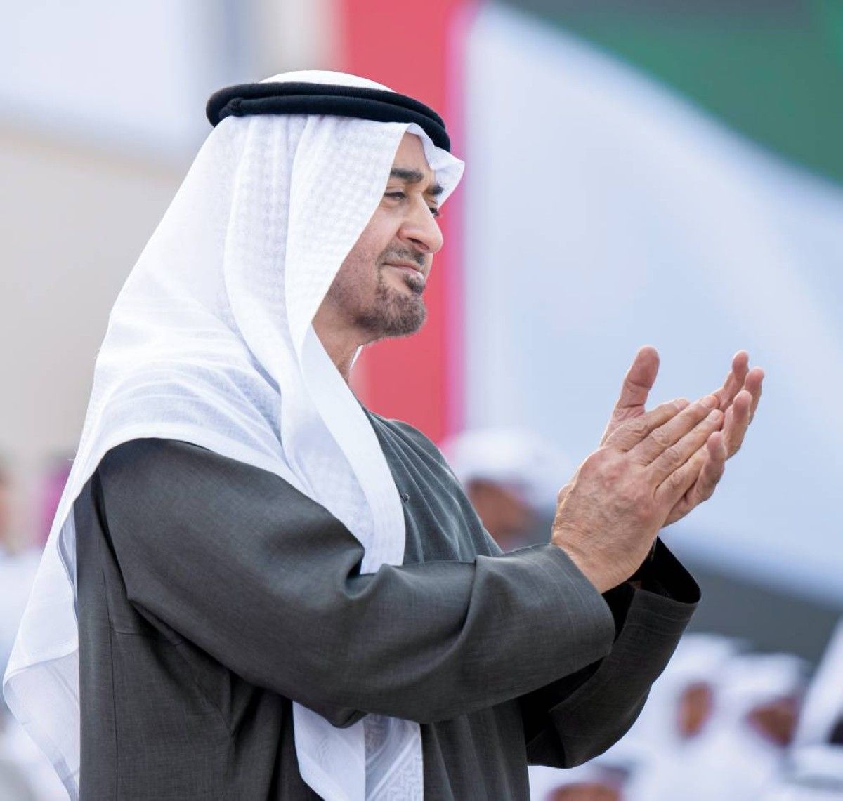 رئيس الدولة: الإمارات محصنة بأبنائها المجتمعين على حبها والوفاء لها والتسابق لخدمتها ورفع رايتها