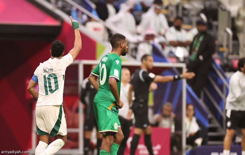 المرة السادسة.. الأخضر يعبر مجموعات العرب