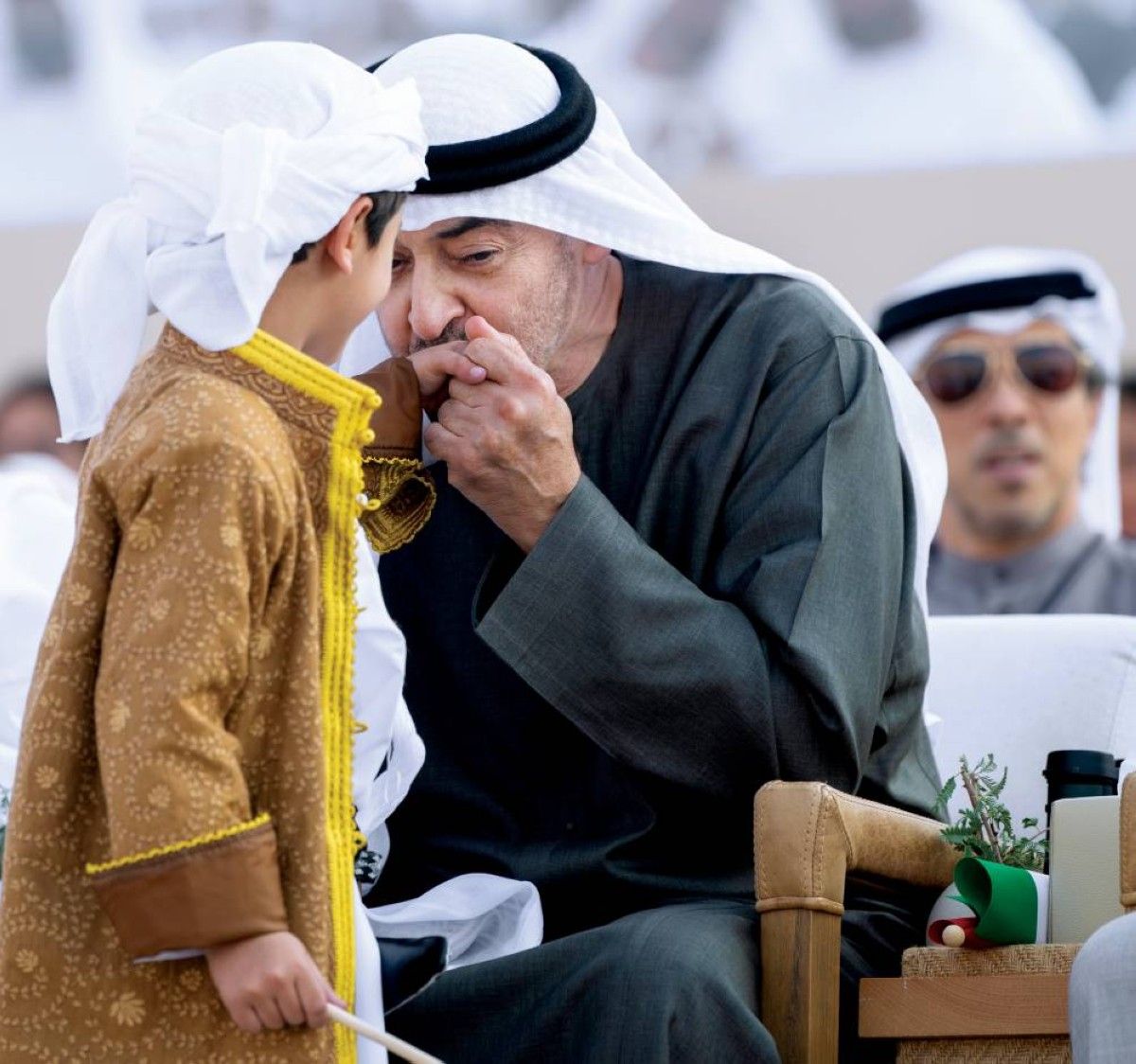 رئيس الدولة: الإمارات محصنة بأبنائها المجتمعين على حبها والوفاء لها والتسابق لخدمتها ورفع رايتها