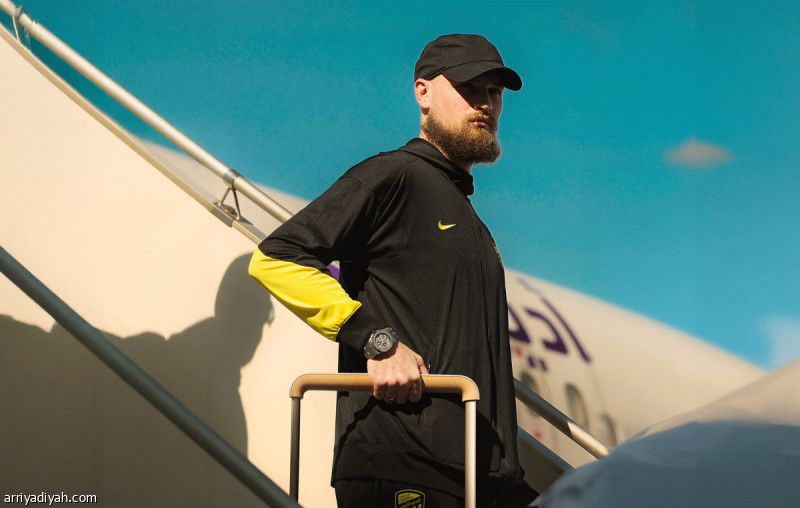 إماراتيان يجهزان الاتحاد في دبي