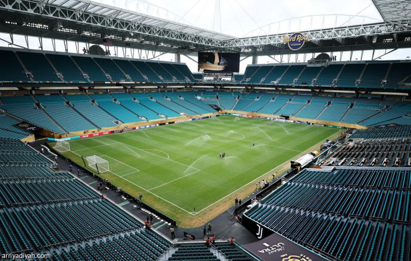 الأخضر المونديالي.. الانطلاقة من مسرح الهلال والريال