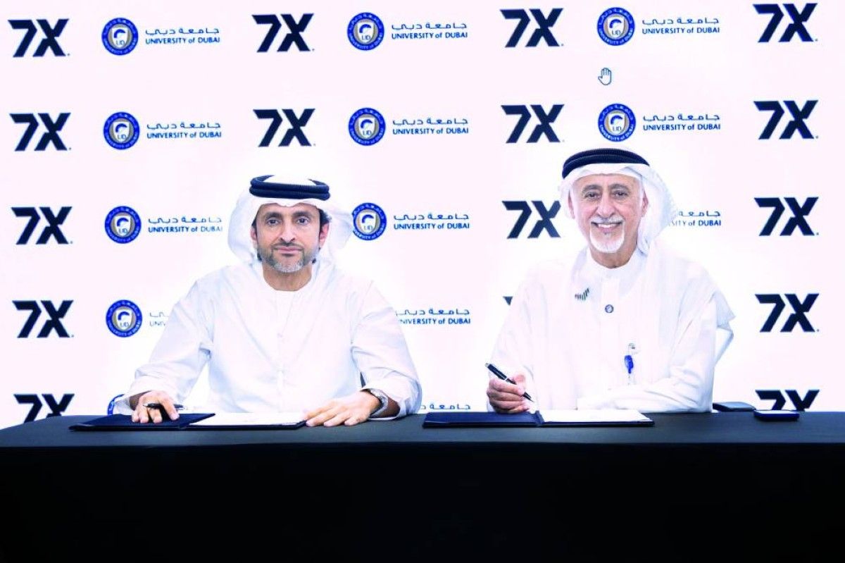تفاهم بين «سفن إكس» وجامعة دبي لتوظيف الكفاءات الشابة