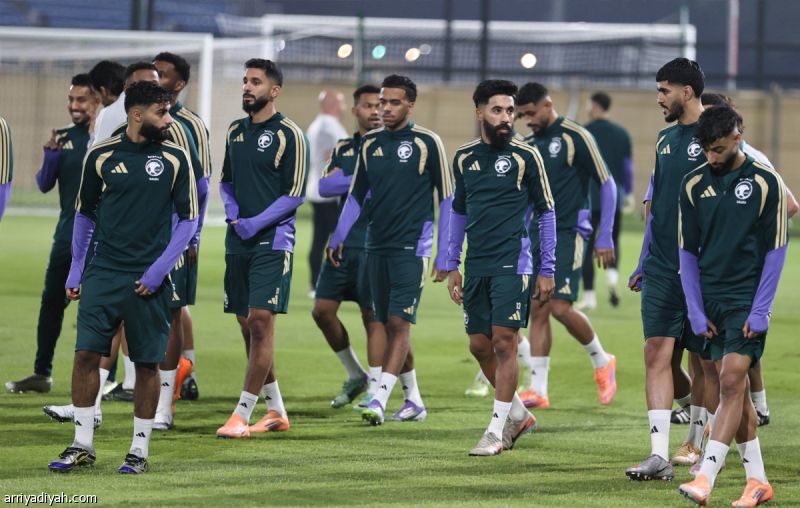 الأخضر والمغرب .. مواجهة عربية ثالثة