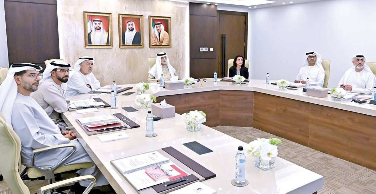 نهيان بن مبارك: القيم والهوية الوطنية المحور الرئيس لمبادرات «صندوق الوطن»