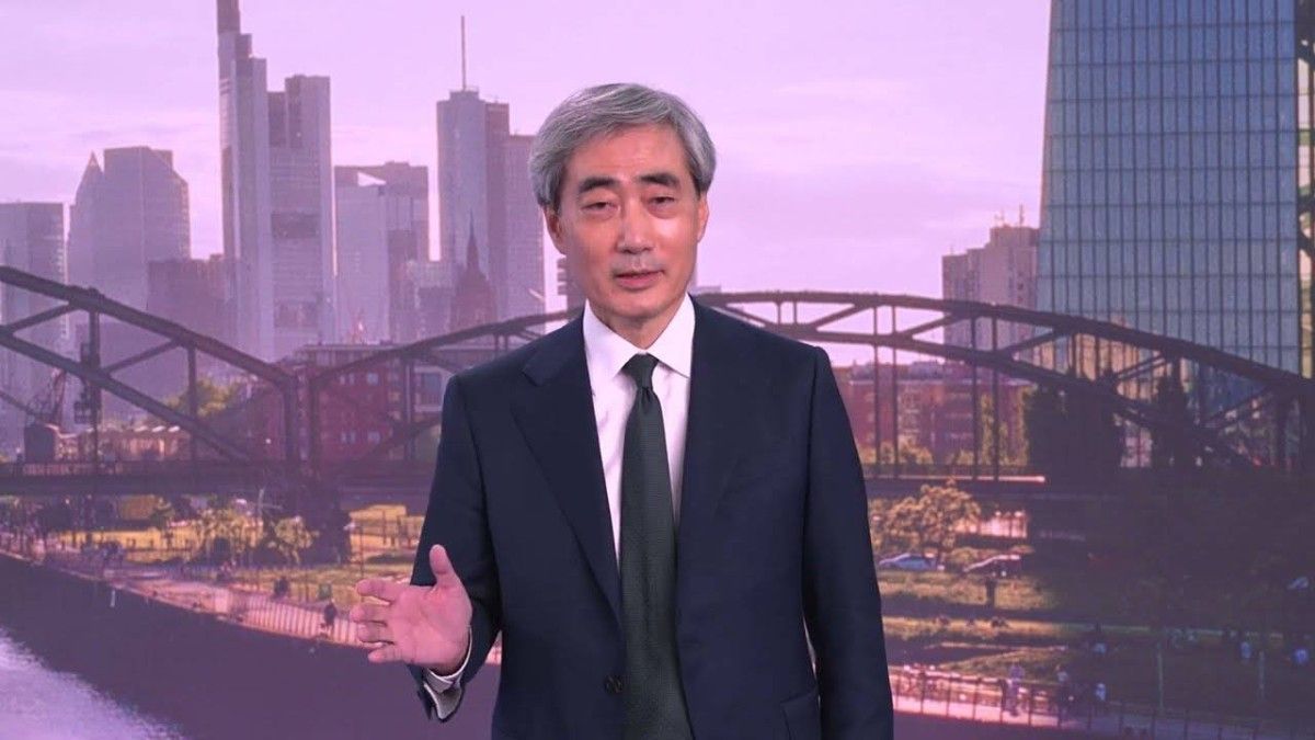 «بنك التسويات الدولية» يحذّر من «فقاعة مزدوجة» في الذهب والأسهم