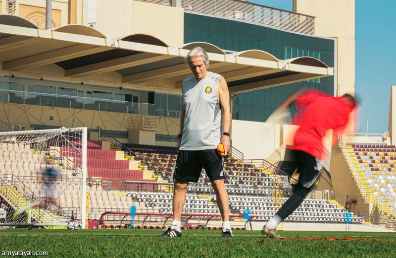 وعكة تغيّب كومان في أبو ظبي