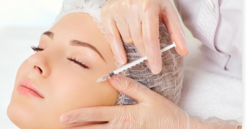 «إبرة السلمون»... هل تمنح البشرة شباباً فعلياً؟