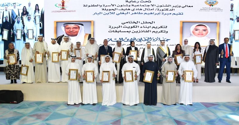 العجمي: المجتمع الكويتي معطاء وبارٌّ بأهله