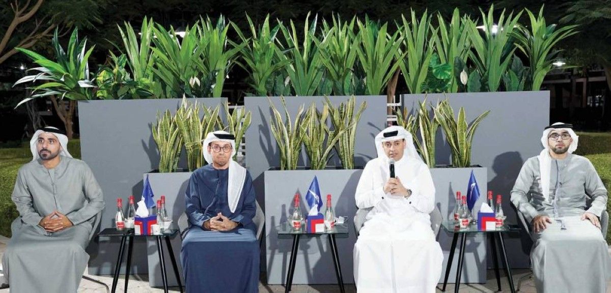 «طرق دبي» تستعرض مع أهالي الطوار خطط تحسين الحركة المرورية