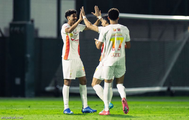 القادسية يودع دبي بانتصار الظفرة