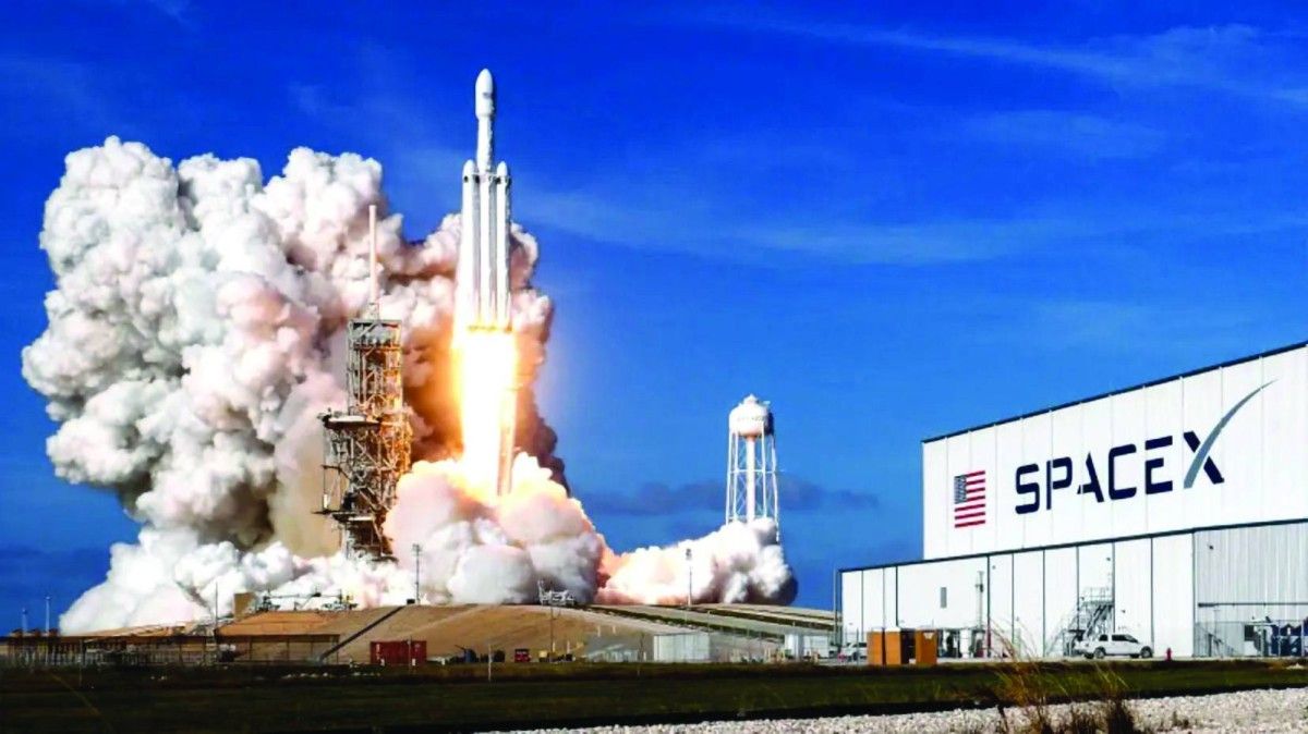 «سبيس إكس» ترفع تقييمها إلى 800 مليار دولار