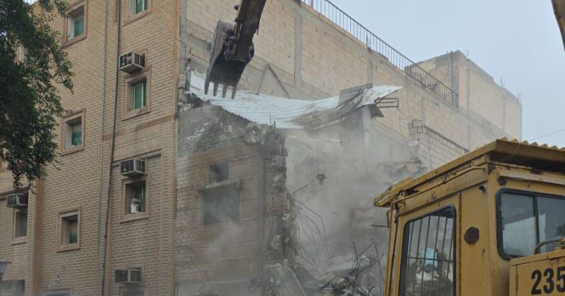 البلدية: إزالة 6 عقارات متهالكة في جليب الشيوخ