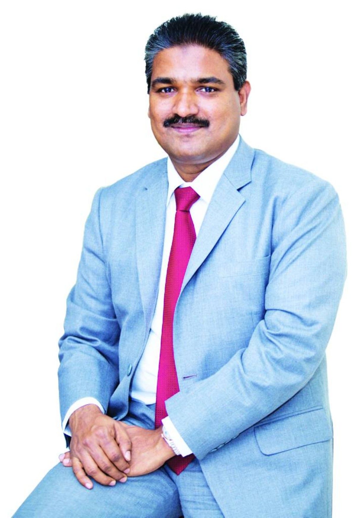 الإمارات تعيد «هندسة أسواق المال» بتعديل قانون الشركات