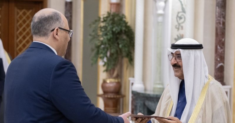 سمو الأمير يتسلم أوراق اعتماد عدد من السفراء