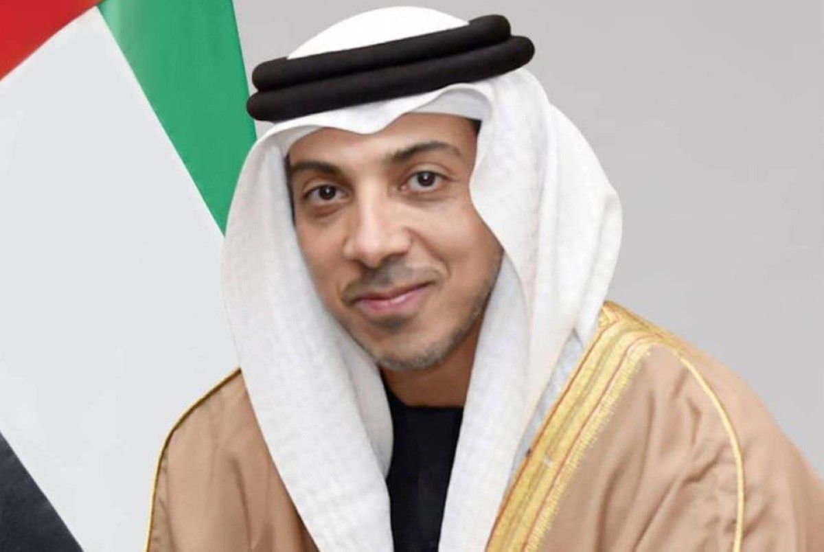 رئيس الدولة ونائباه والحكام يهنئون ملك البحرين بذكرى اليوم الوطني لبلاده