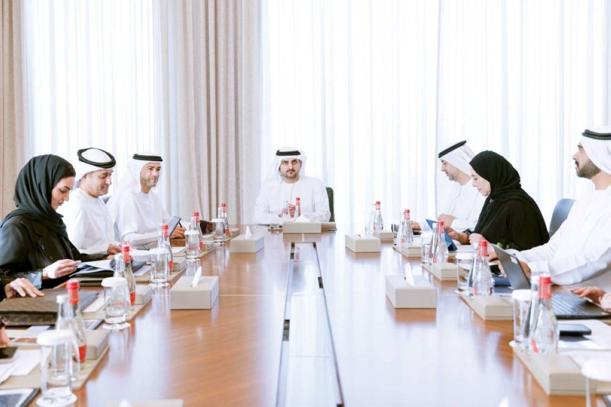 مكتوم بن محمد.. سياسات مالية تواكب أفضل الممارسات العالمية