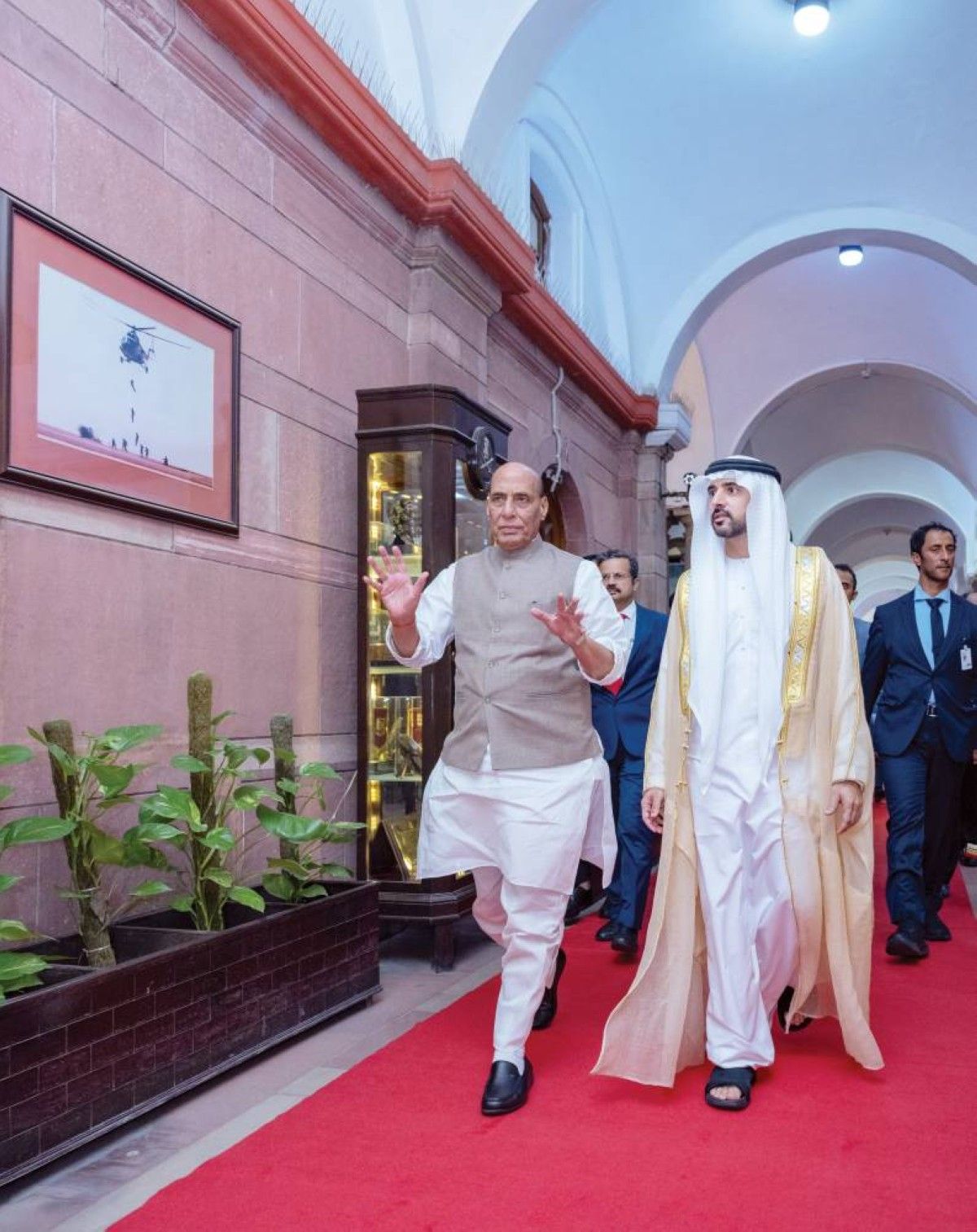 حمدان بن محمد قائد استثنائي رسّخ التميز والتنافسية والريادة