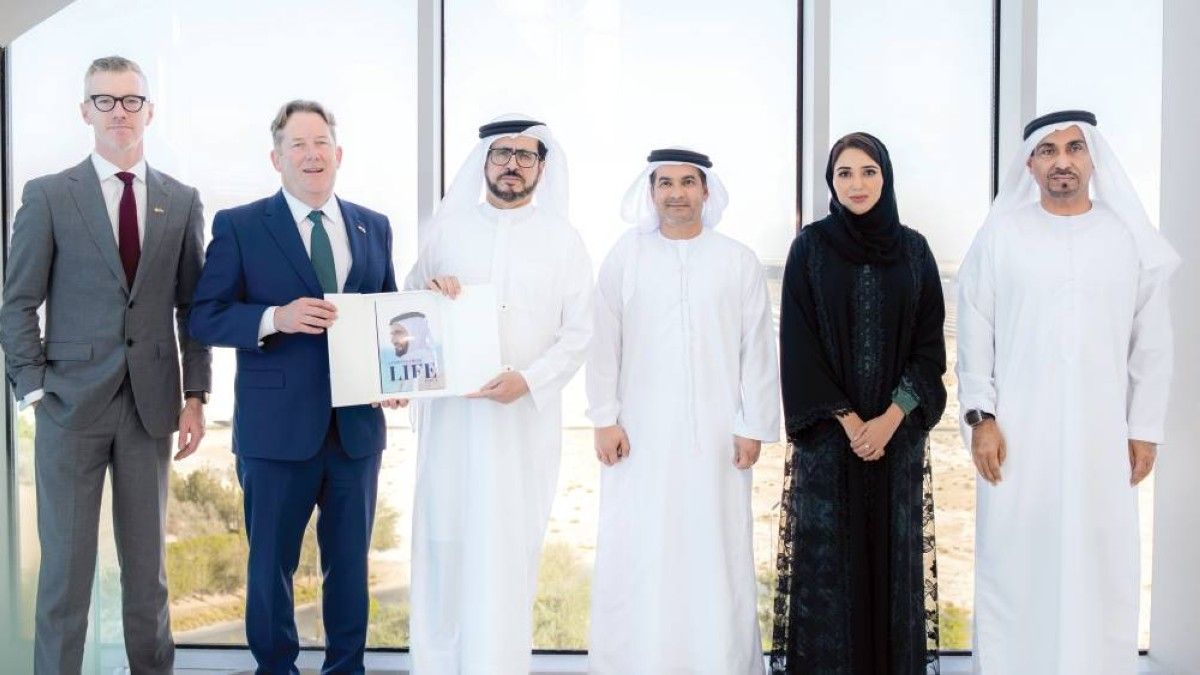 «كهرباء دبي» تبحث فرص تعزيز التعاون في الطاقة المتجددة مع إيرلندا