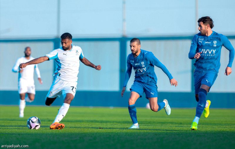 الهلال يخسر تجربة نيوم