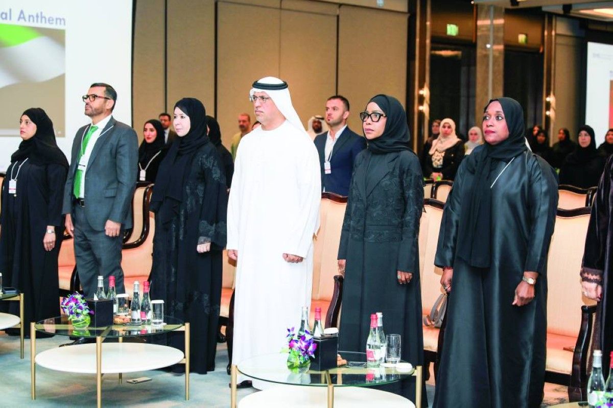 «الإمارات الصحية» تستعرض أفضل ممارسات معايير الجودة