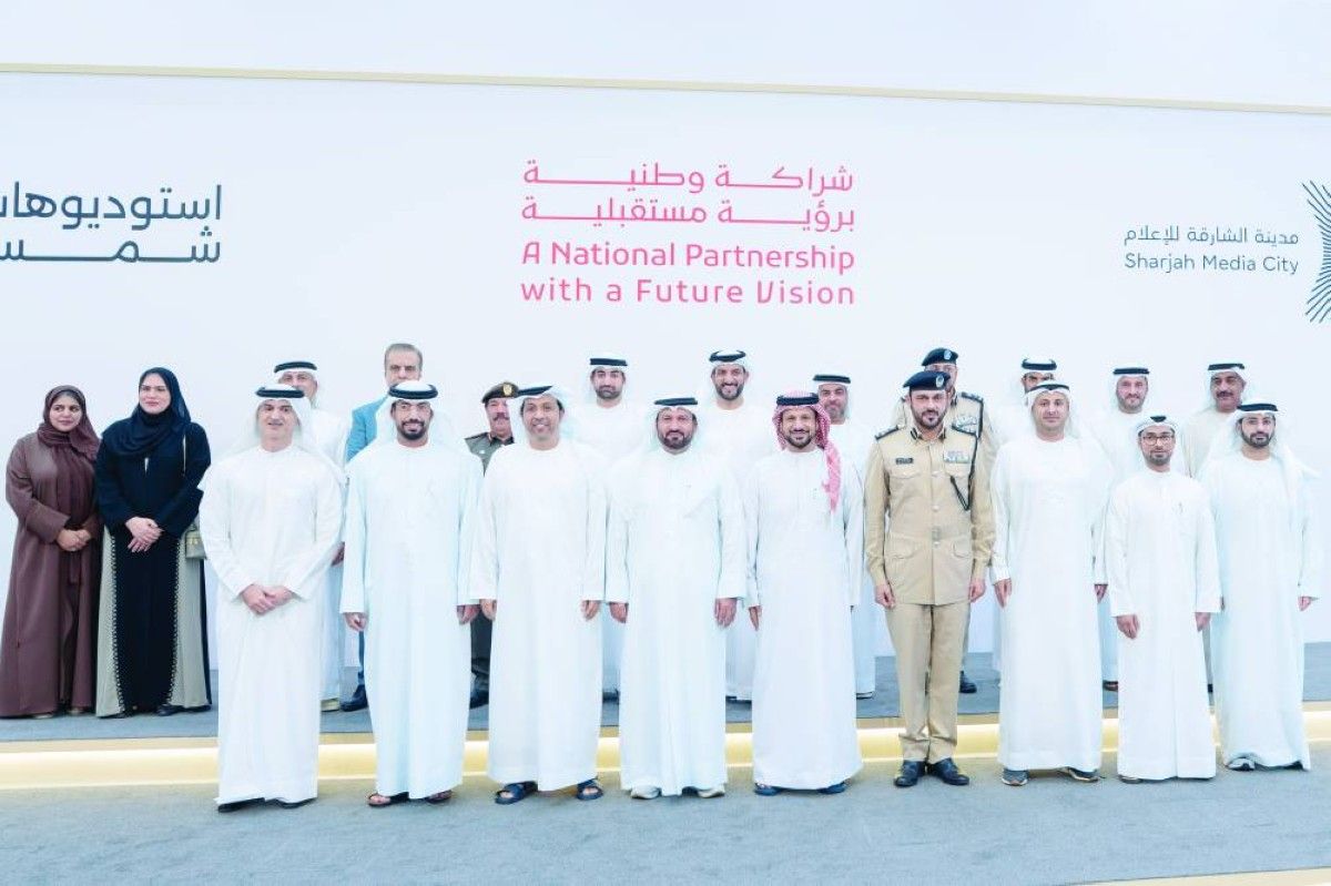 سلطان بن أحمد يشهد توقيع اتفاقيات شراكة بين مدينة الشارقة للإعلام و14 مؤسسة