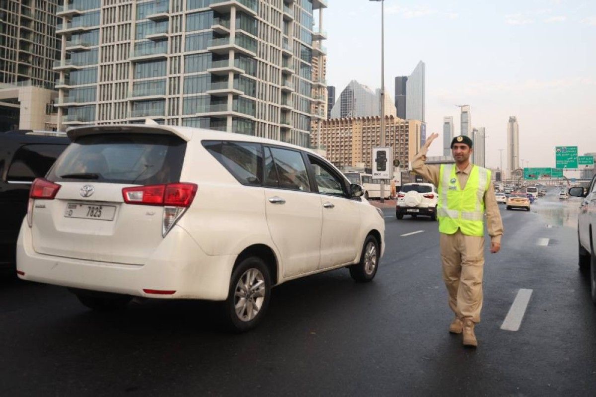 حكومة دبي.. سلامة الإنسان أولوية وتعامل مثالي مع الحالة الجوية