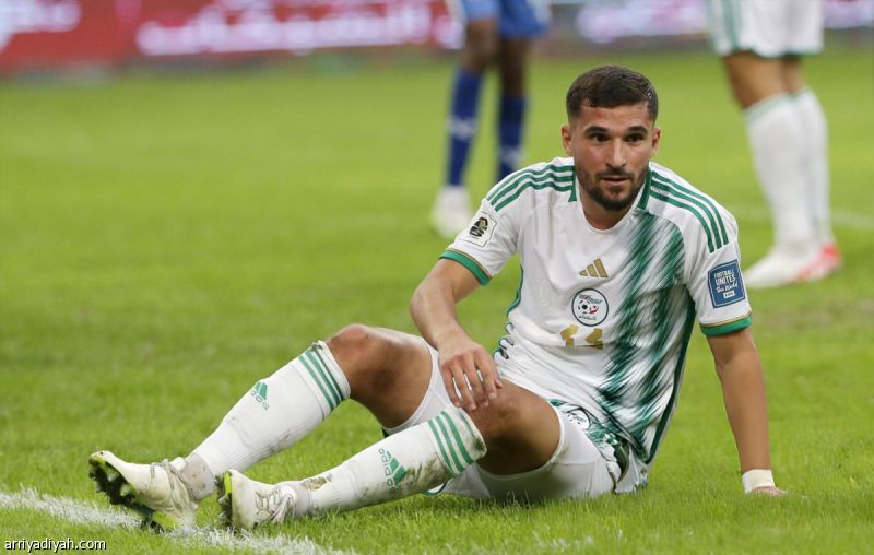 إبعاد عوار عن أمم إفريقيا