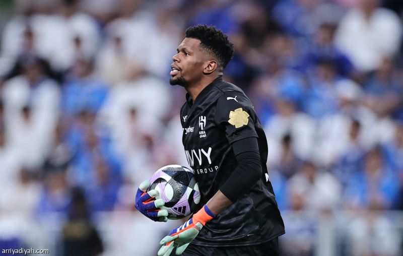 إنزاجي يعتمد الربيعي بدلا من بونو