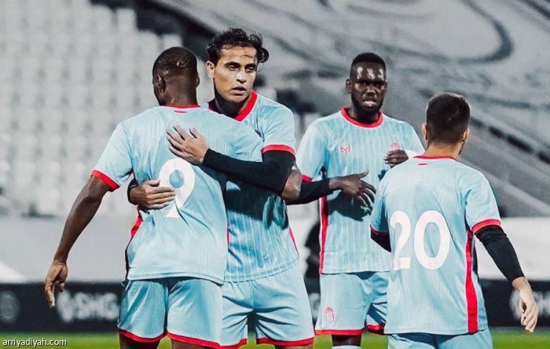 الرياض يكسب تجربة الشباب