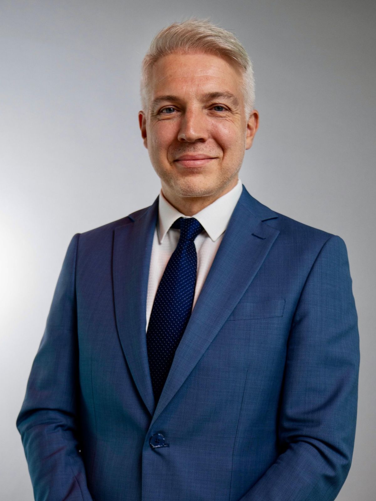 إجماع دبلوماسي على النهج القيادي الحكيم لصاحب السمو