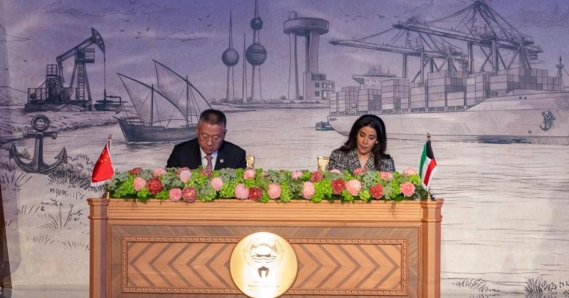 توقيع عقد الهندسة والتوريدات والبناء لميناء مبارك الكبير