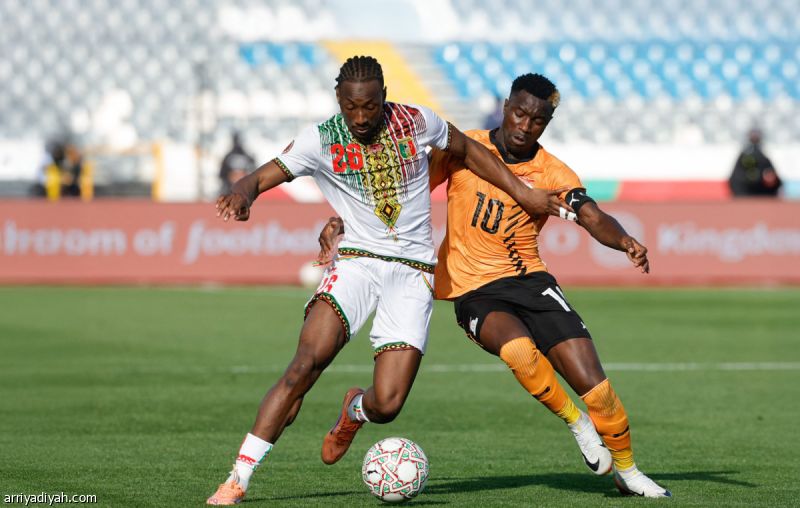 مالي تهدر الثأر بمشاركة دومبيا وساكالا