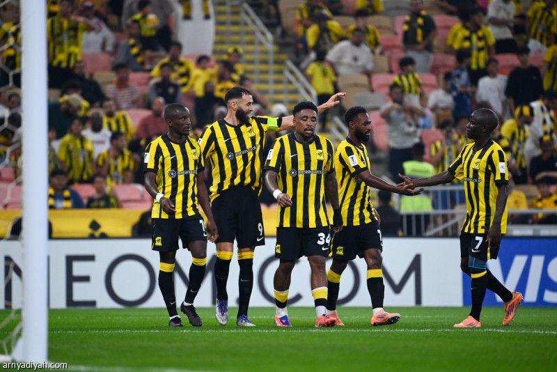 بنزيما يعزز حظوظ الاتحاد في الآسيوية