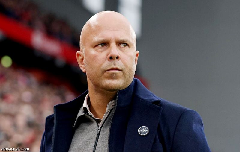 بعد جراحية إيزاك.. سلوت: دي فان مُتهور