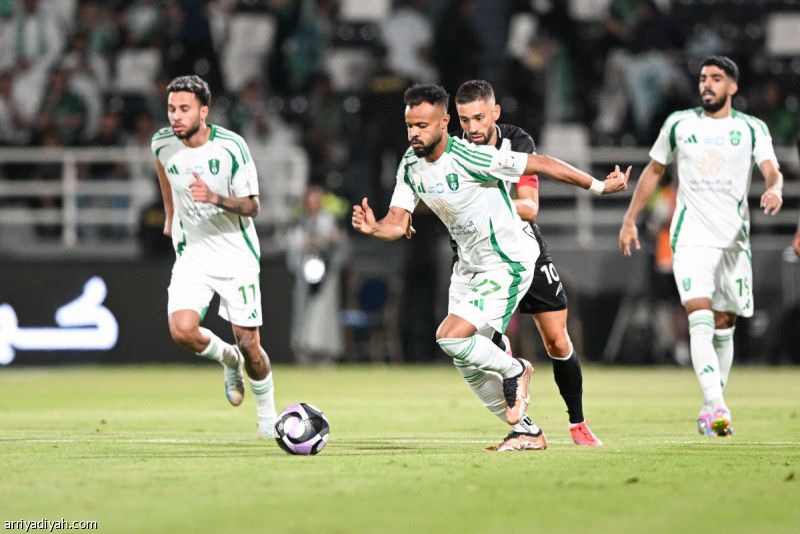 مواجهة الشباب والأهلي.. أزمة توقيت