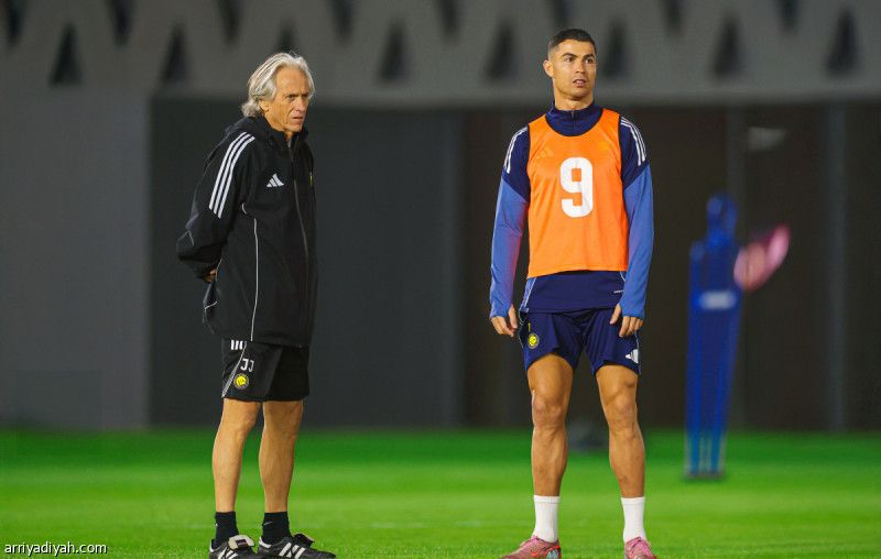 رونالدو يدشن مشاركته الآسيوية وجيسوس يحذر