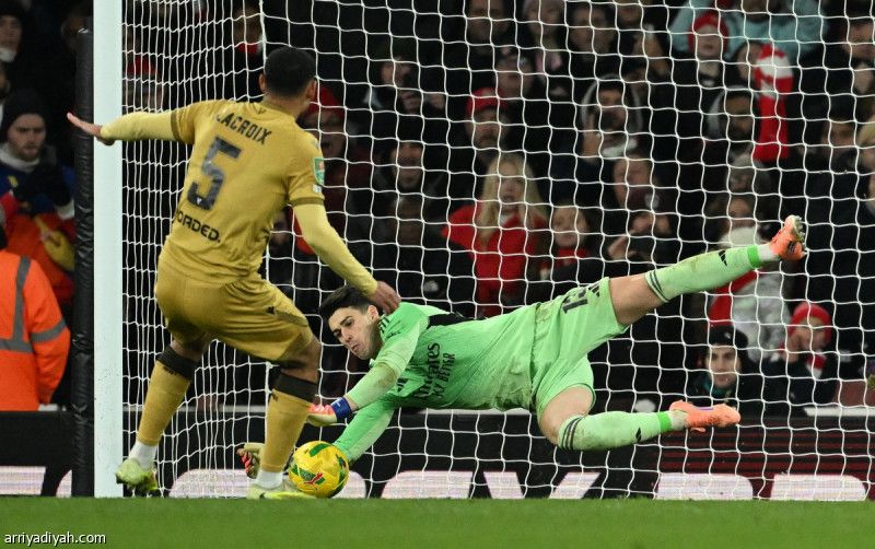 كأس الرابطة.. أرسنال يطير إلى مواجهة تشيلسي