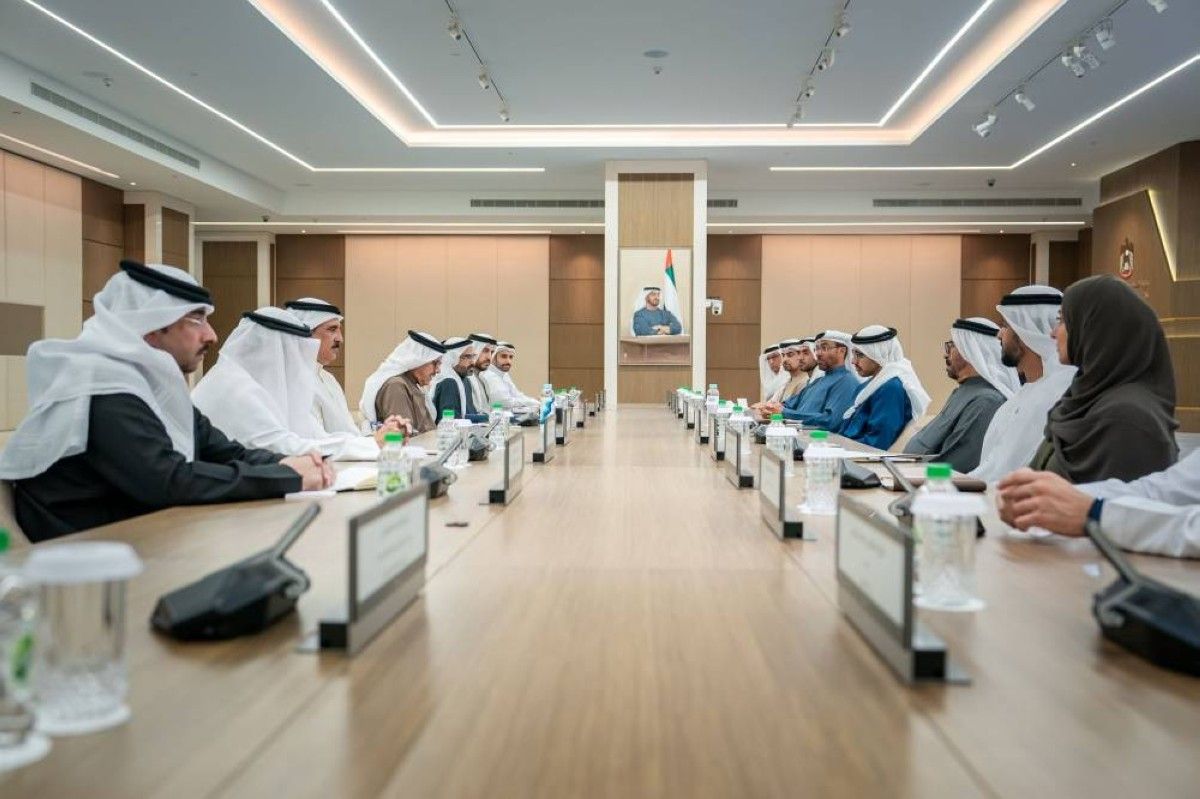 عبدالله بن زايد ووزير الخارجية البحريني يترأسان أعمال اللجنة المشتركة بين البلدين