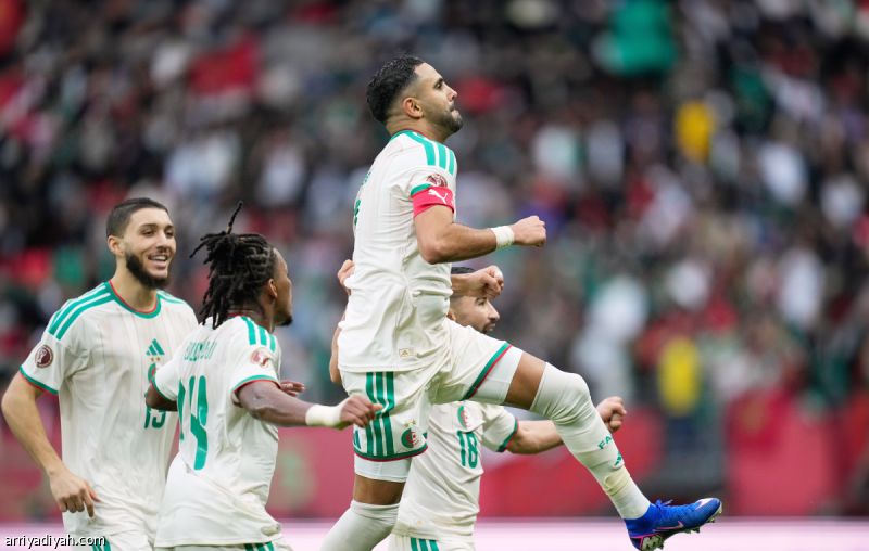 تشكيل أولى جولات إفريقيا.. محرز يمثّل أجانب روشن