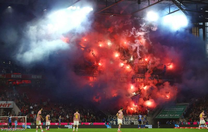 12 مليونا غرامات الألعاب النارية