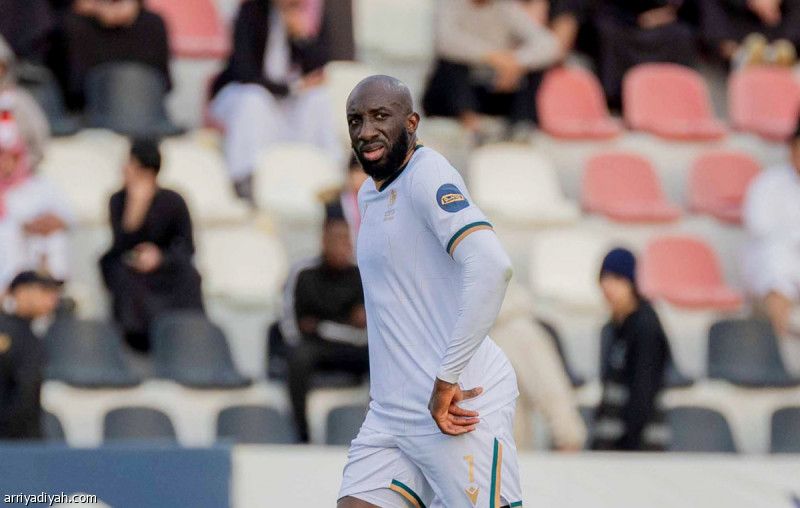 الدرعية يعبر الرائد بثلاثية ويخطف الوصافة