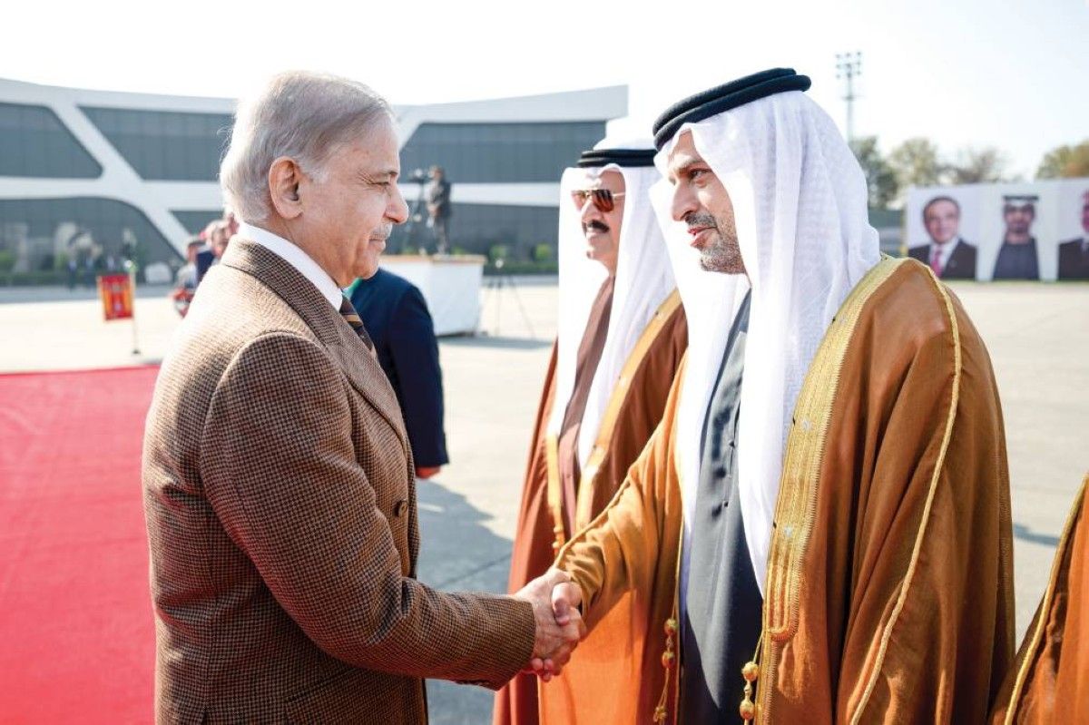 رئيس الدولة: الإمارات حريصة على توسيع آفاق التعاون مع باكستان