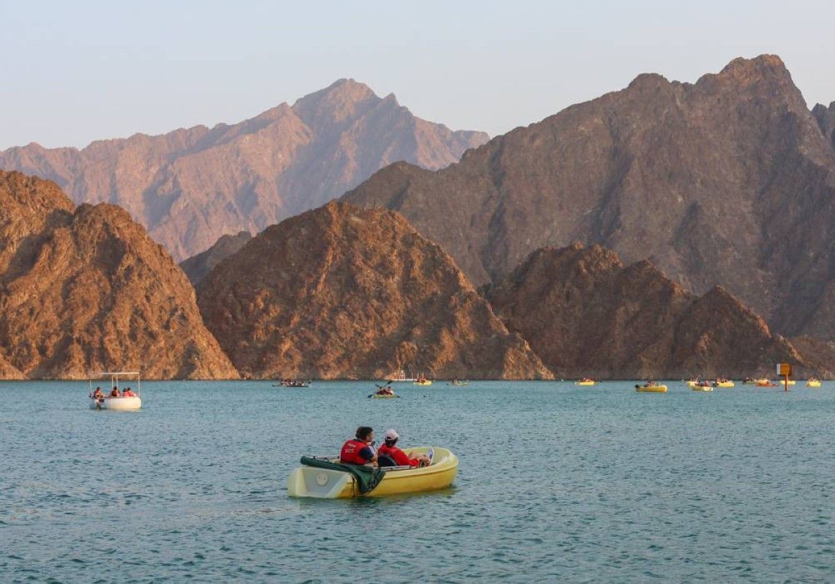 جهود مرورية وخدمية لضمان تجربة سلسة لزوار «شتا حتا»