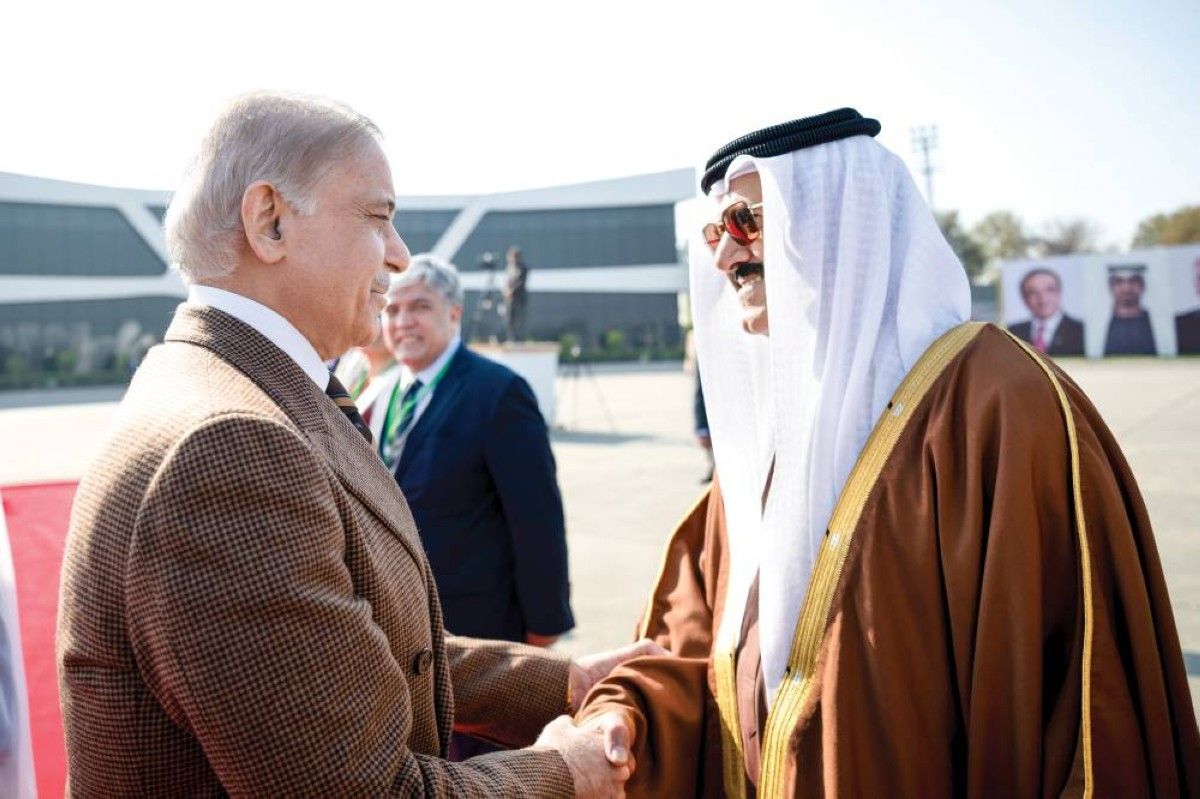 رئيس الدولة: الإمارات حريصة على توسيع آفاق التعاون مع باكستان